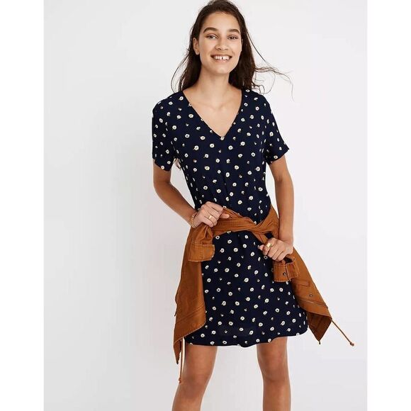 Madewell Button-Back‎ Easy Dress in Daisy Dots Sz S - Picture 1 of 12